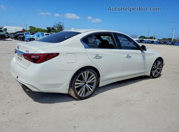 JN1EV7CP6MM702558 2021 INFINITI Q50 White 