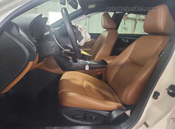 JN1EV7CP6MM706352 2021 INFINITI Q50 White Widok wnętrza z przodu