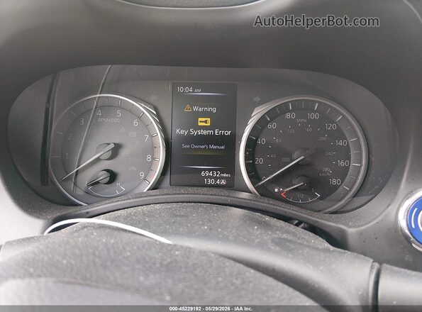 JN1EV7CP9MM705647 2021 INFINITI Q50 White Vista de los asientos traseros