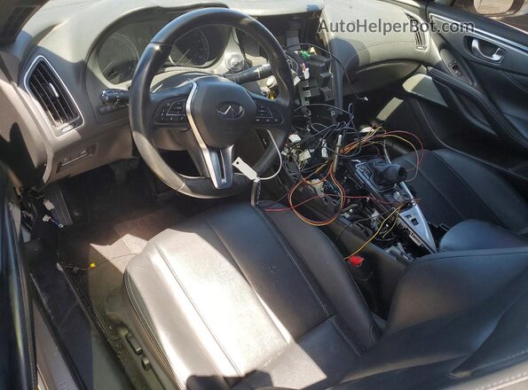 JN1EV7EK7KM231132 2019 INFINITI Q60 White 