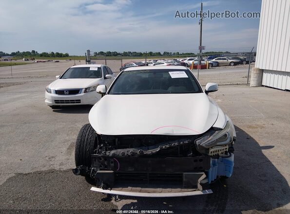 JN1EV7EL1JM390865 2018 INFINITI Q60 White Widok zestawu wskaźników