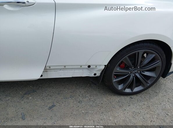 JN1FV7EL2JM630283 2018 INFINITI Q60 White 