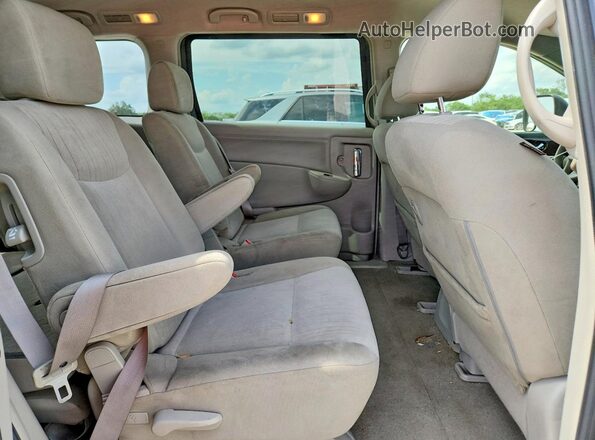 JN8AE2KP1G9150950 2016 NISSAN QUEST Silver Widok wnętrza z tyłu