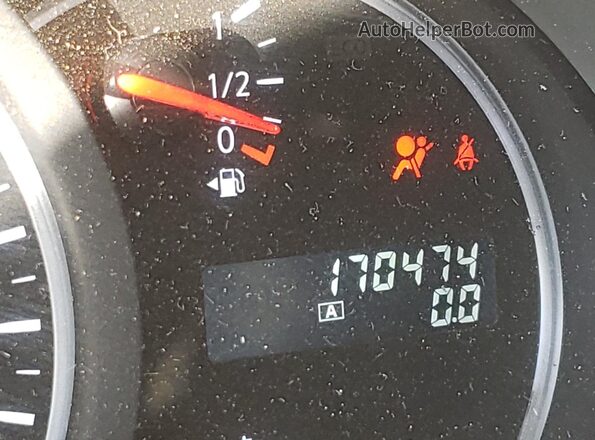 JN8AE2KP2H9165586 2017 NISSAN QUEST White Вид панелі приладів