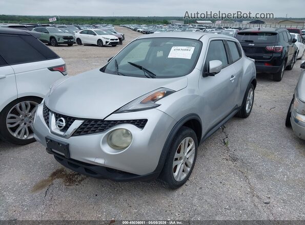 JN8AF5MR0HT702133 2017 NISSAN JUKE Silver Vista tres cuartos delantera izquierda
