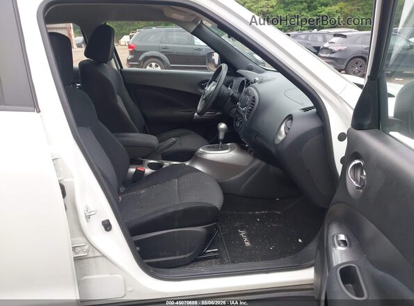 JN8AF5MR8GT600741 2016 NISSAN JUKE White Вид салону спереду