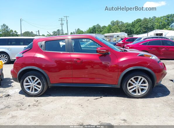 JN8AF5MR9HT706021 2017 NISSAN JUKE Красный Вид задней части салона