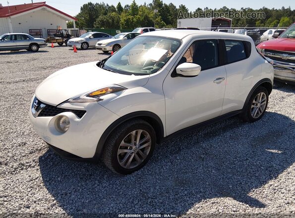 JN8AF5MRXHT704004 2017 NISSAN JUKE White Front left