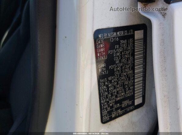JN8AF5MRXHT704004 2017 NISSAN JUKE White Engine compartment view