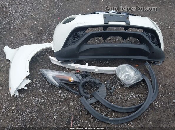 JN8AF5MV2GT657398 2016 NISSAN JUKE White Սարքավորումների վահանակի տեսք