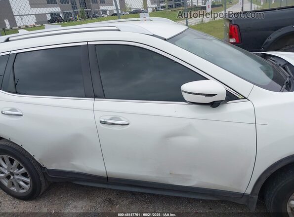 JN8AT2MT1LW004284 2020 NISSAN ROGUE Белый Вид задней части салона