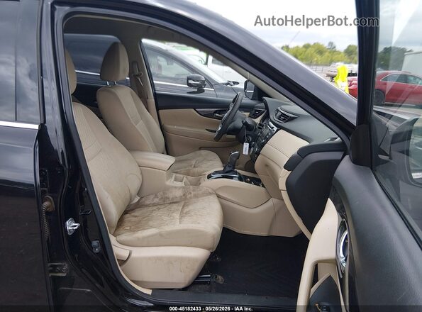 JN8AT2MT2HW393962 2017 NISSAN ROGUE Черный Вид салона спереди