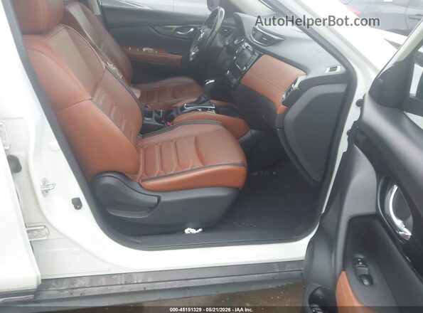 JN8AT2MT4JW488819 2018 NISSAN ROGUE White Սալոնի դիմացի տեսք
