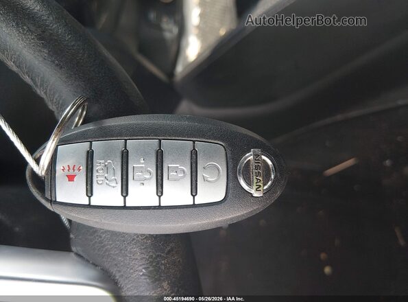 JN8AT2MT5HW403478 2017 NISSAN ROGUE Black Vista del salpicadero