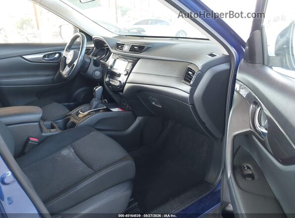 JN8AT2MT5KW260443 2019 NISSAN ROGUE Blue Вид салону спереду