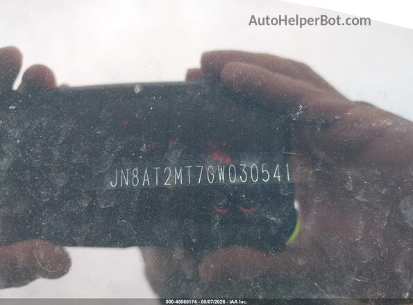 JN8AT2MT7GW030541 2016 NISSAN ROGUE Black 
