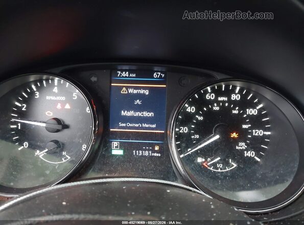 JN8AT2MT7JW466538 2018 NISSAN ROGUE Черный Вид задних сидений