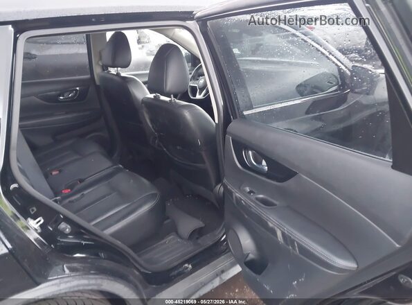 JN8AT2MT7JW466538 2018 NISSAN ROGUE Черный Вид наклейки с VIN-кодом