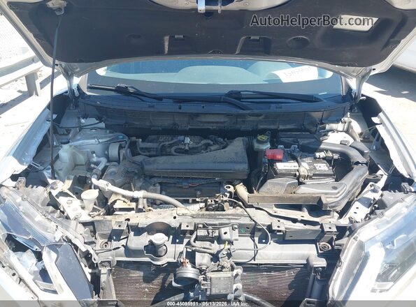 JN8AT2MT7KW266390 2019 NISSAN ROGUE Silver Rear view