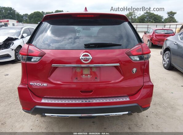 JN8AT2MT8HW387700 2017 NISSAN ROGUE Red 