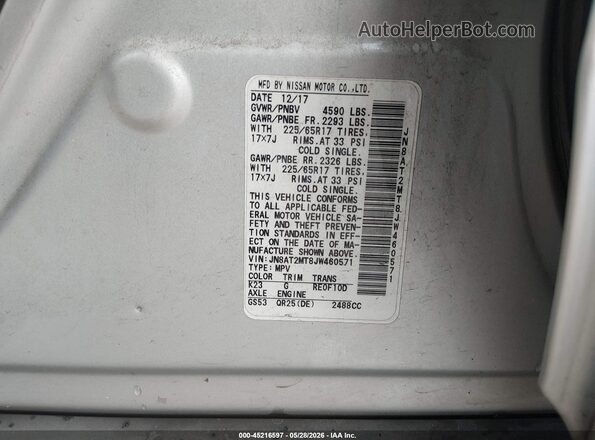 JN8AT2MT8JW460571 2018 NISSAN ROGUE Silver ძრავის განყოფილების ხედი