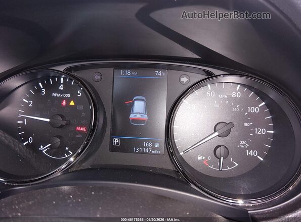 JN8AT2MT8JW464927 2018 NISSAN ROGUE White Widok tylnych siedzeń