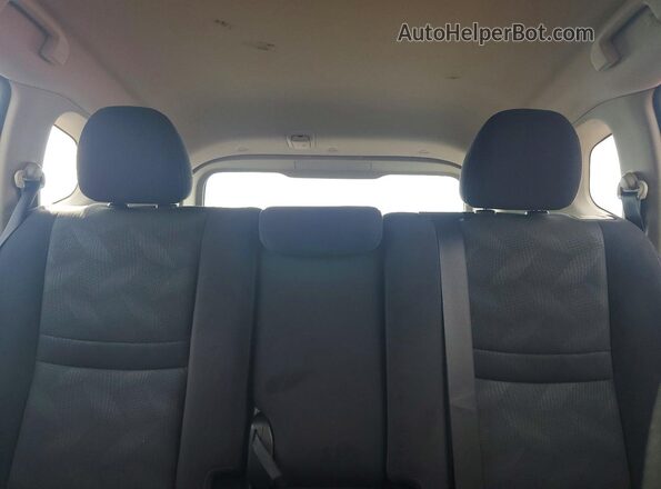 JN8AT2MT9GW015524 2016 NISSAN ROGUE Красный 