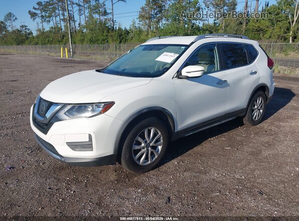 JN8AT2MT9HW153159 2017 NISSAN ROGUE White Առջևի ձախ երեք քառորդ տեսարան