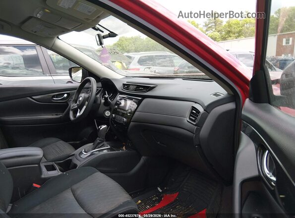 JN8AT2MV0HW267620 2017 NISSAN ROGUE Red Front interior view