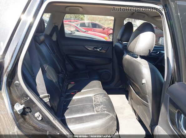 JN8AT2MV1HW024706 2017 NISSAN ROGUE Black VIN կոդի պիտակի տեսք