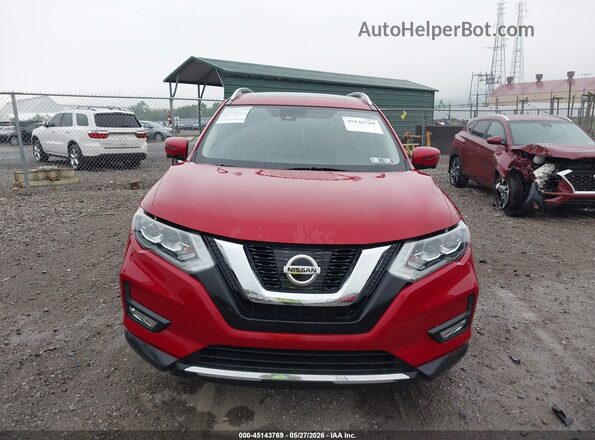 JN8AT2MV1HW251104 2017 NISSAN ROGUE Красный Вид щитка приборов