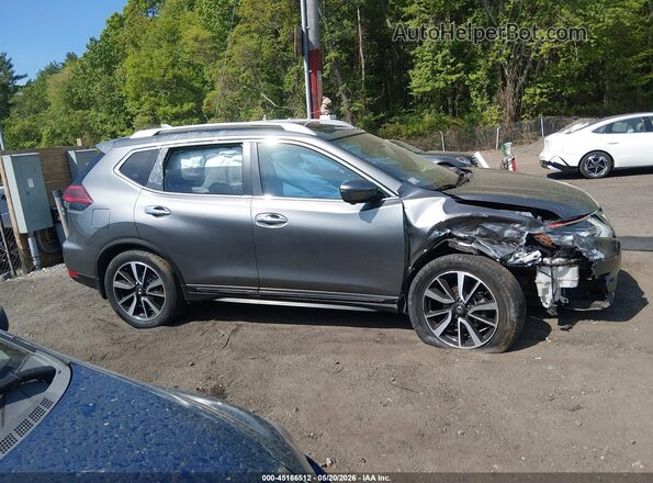 JN8AT2MV2JW310456 2018 NISSAN ROGUE Серый Вид задней части салона