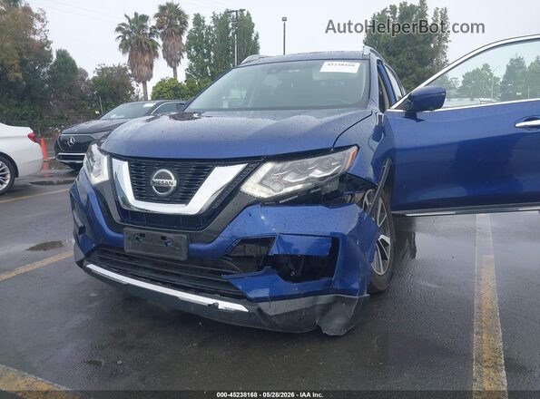 JN8AT2MV2JW325880 2018 NISSAN ROGUE Blue Вид спереду
