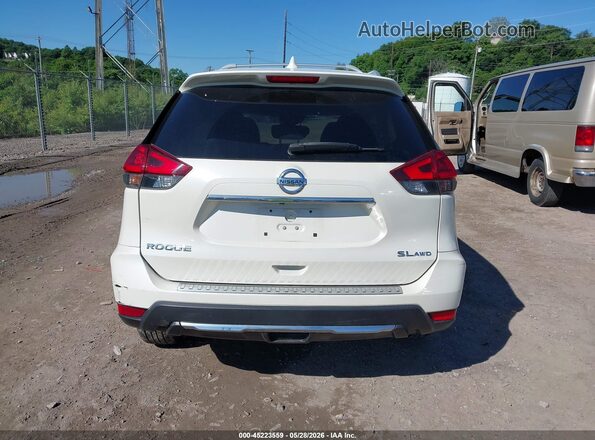 JN8AT2MV2JW329122 2018 NISSAN ROGUE White 