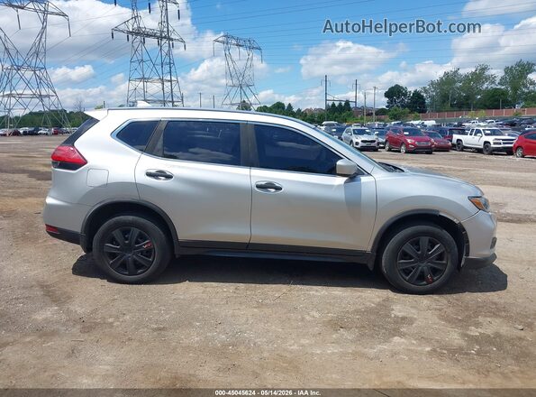 JN8AT2MV3HW024822 2017 NISSAN ROGUE Silver უკანა სალონის ხედი