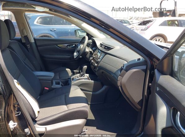 JN8AT2MV8HW253156 2017 NISSAN ROGUE Black Вид салону спереду