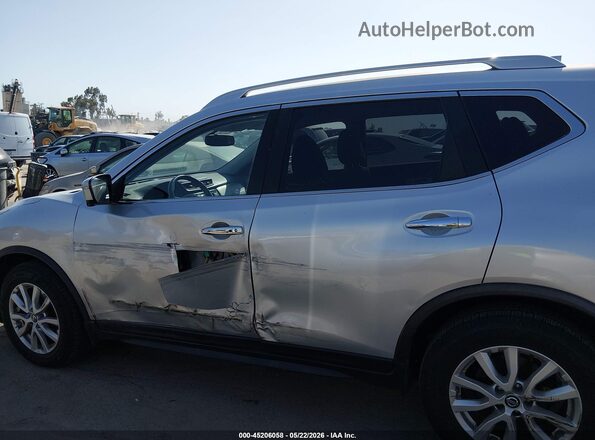 JN8AT2MV8HW277604 2017 NISSAN ROGUE Серебряный 