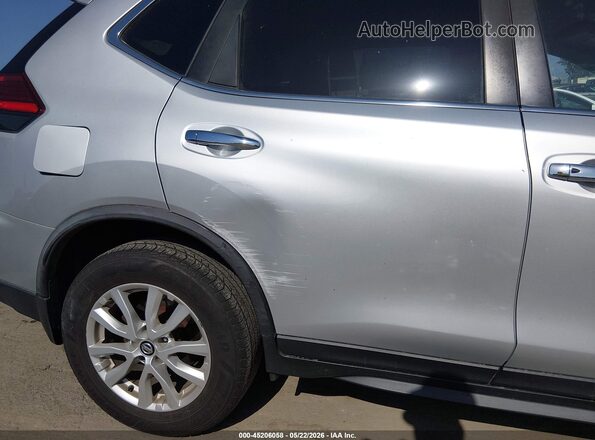 JN8AT2MV8HW277604 2017 NISSAN ROGUE Серебряный 