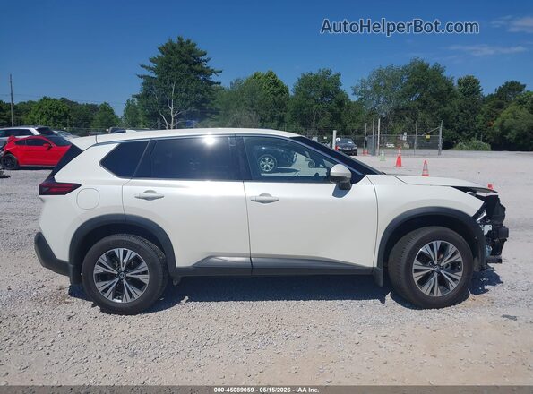 JN8AT3BA2MW007378 2021 NISSAN ROGUE White უკანა სალონის ხედი