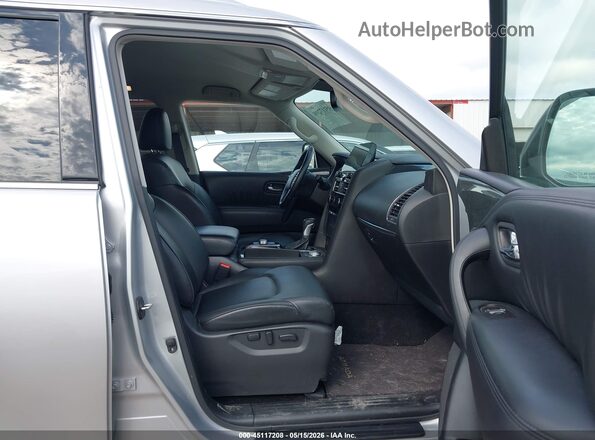 JN8AY2AD8R9709976 2024 NISSAN ARMADA Silver Вид салону спереду