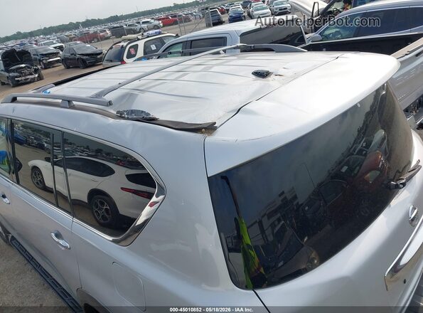 JN8AY2NC0KX511315 2019 NISSAN ARMADA Silver Widok z przodu