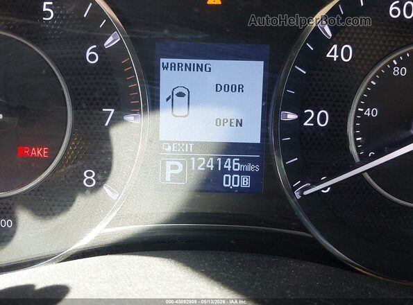 JN8AY2NC4H9506065 2017 NISSAN ARMADA Silver 