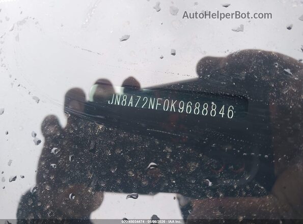JN8AZ2NF0K9688846 2019 INFINITI QX80 Серебряный Вид подкапотного пространства