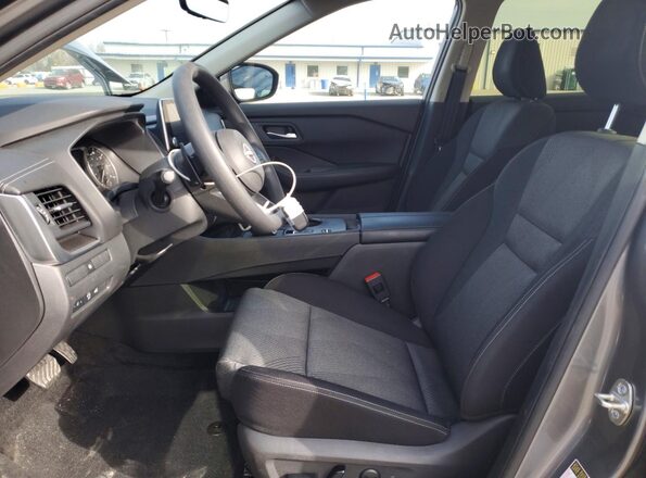 JN8BT3BA5RW354635 2024 NISSAN ROGUE Charcoal Front interior view