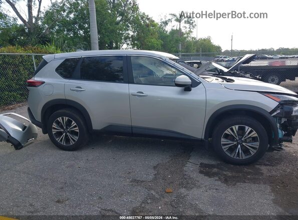JN8BT3BA8PW424111 2023 NISSAN ROGUE Silver 