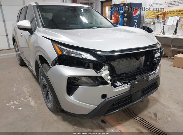 JN8BT3BB7SW421668 2025 NISSAN ROGUE Silver 