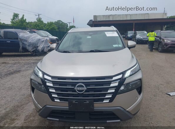 JN8BT3CB0RW444086 2024 NISSAN ROGUE Champagne Vista frontal