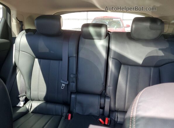JN8CS1MU8HM140994 2017 INFINITI QX70 Gray Vista de los asientos traseros