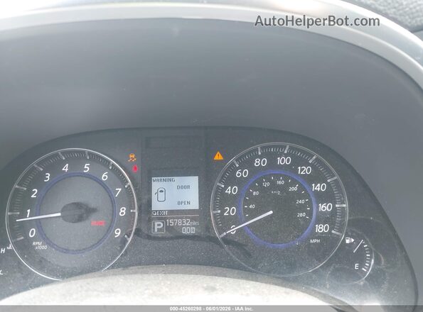 JN8CS1MW2HM413459 2017 INFINITI QX70 Silver Widok tylnych siedzeń