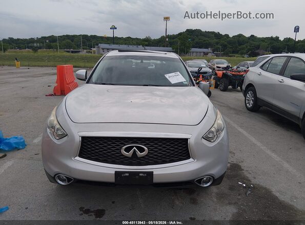 JN8CS1MW4HM415200 2017 INFINITI QX70 Silver Rear interior view